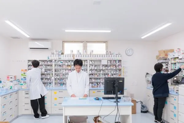 ウエサカ薬局南平野深町店